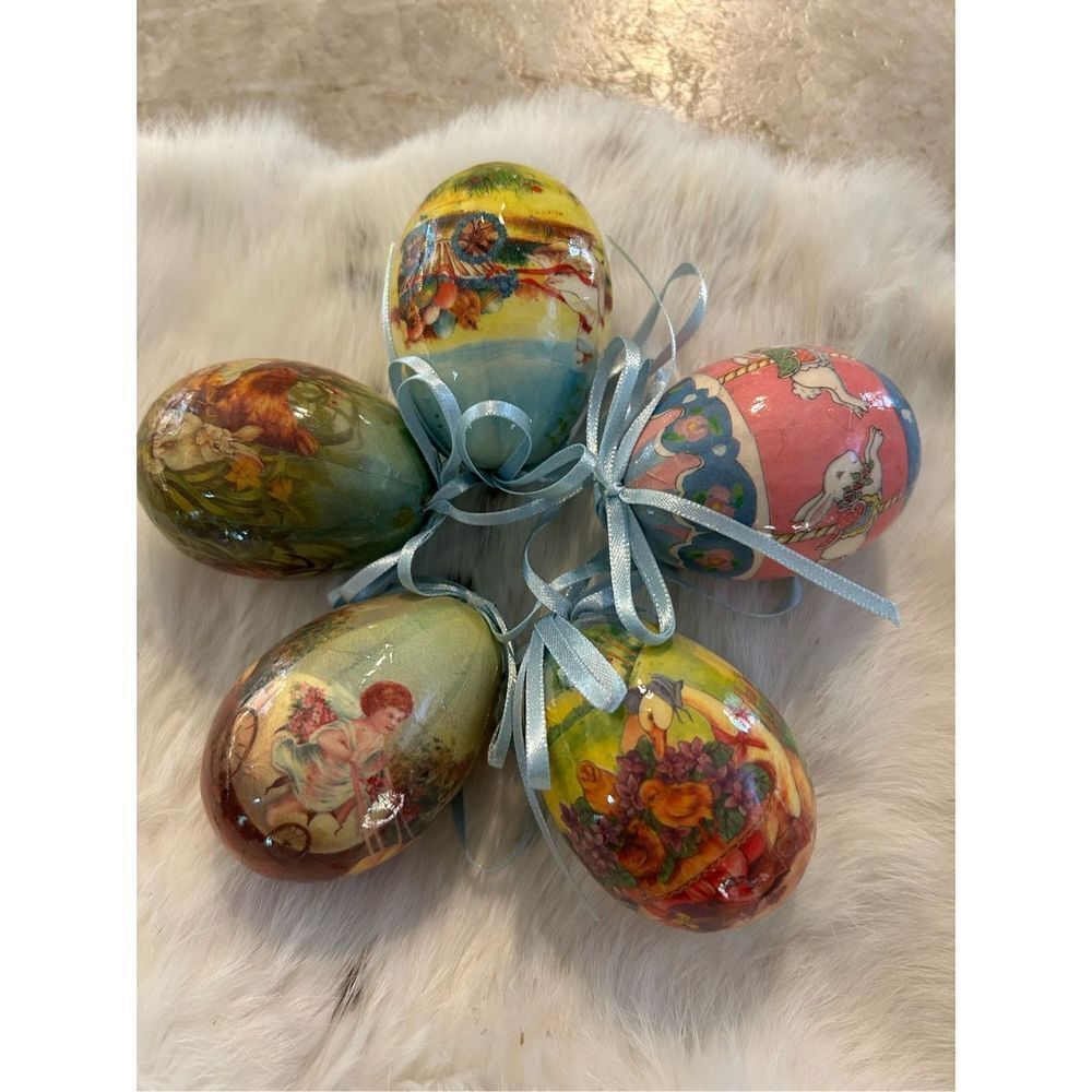 5 Easter Eggs